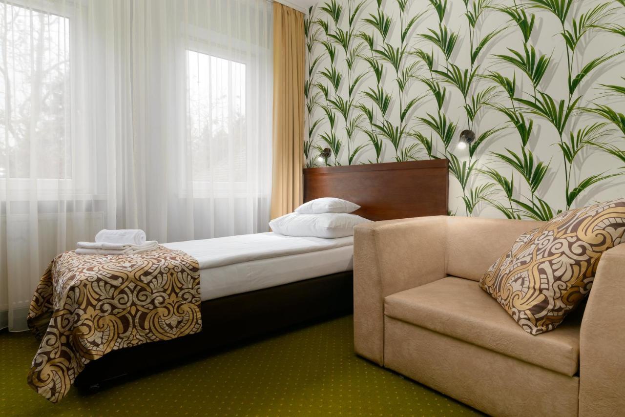 פוזנן Hotel Zielony מראה חיצוני תמונה
