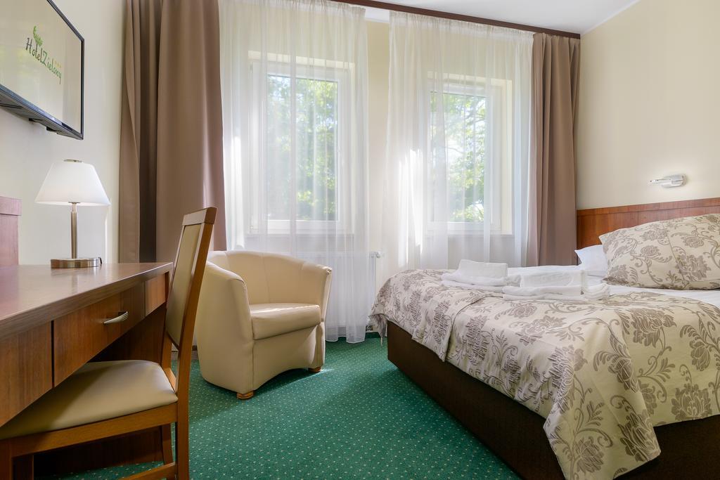 פוזנן Hotel Zielony מראה חיצוני תמונה