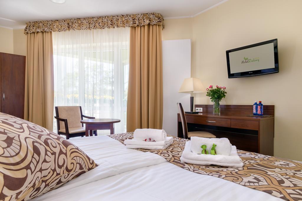 פוזנן Hotel Zielony מראה חיצוני תמונה
