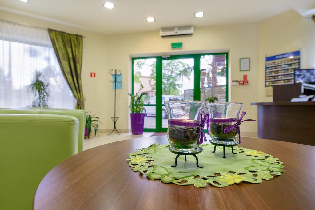 פוזנן Hotel Zielony מראה חיצוני תמונה
