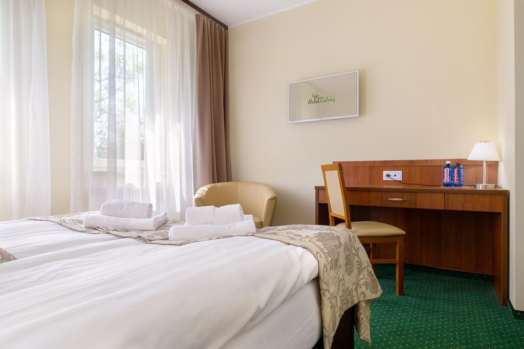 פוזנן Hotel Zielony מראה חיצוני תמונה