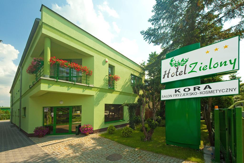פוזנן Hotel Zielony מראה חיצוני תמונה
